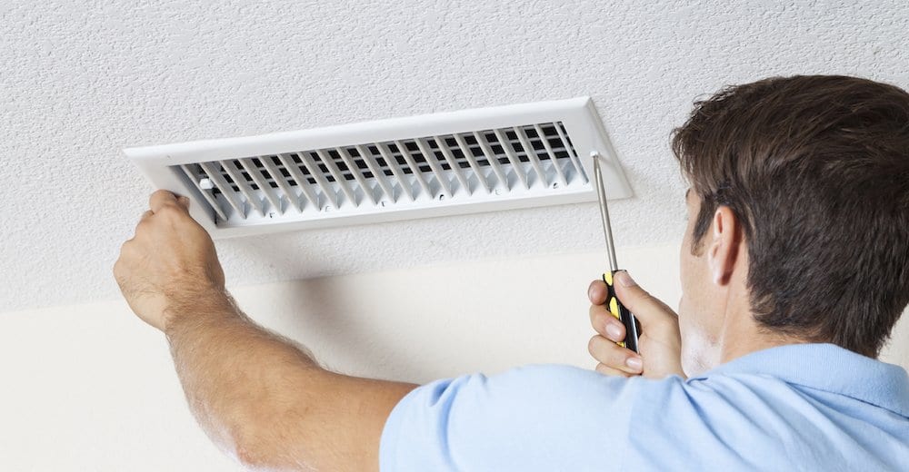 How Does an Air Duct Cleaner in Nashville TN Identify Problem Areas?